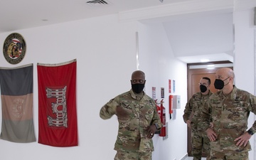 USACE commanding general visits with TAE employees