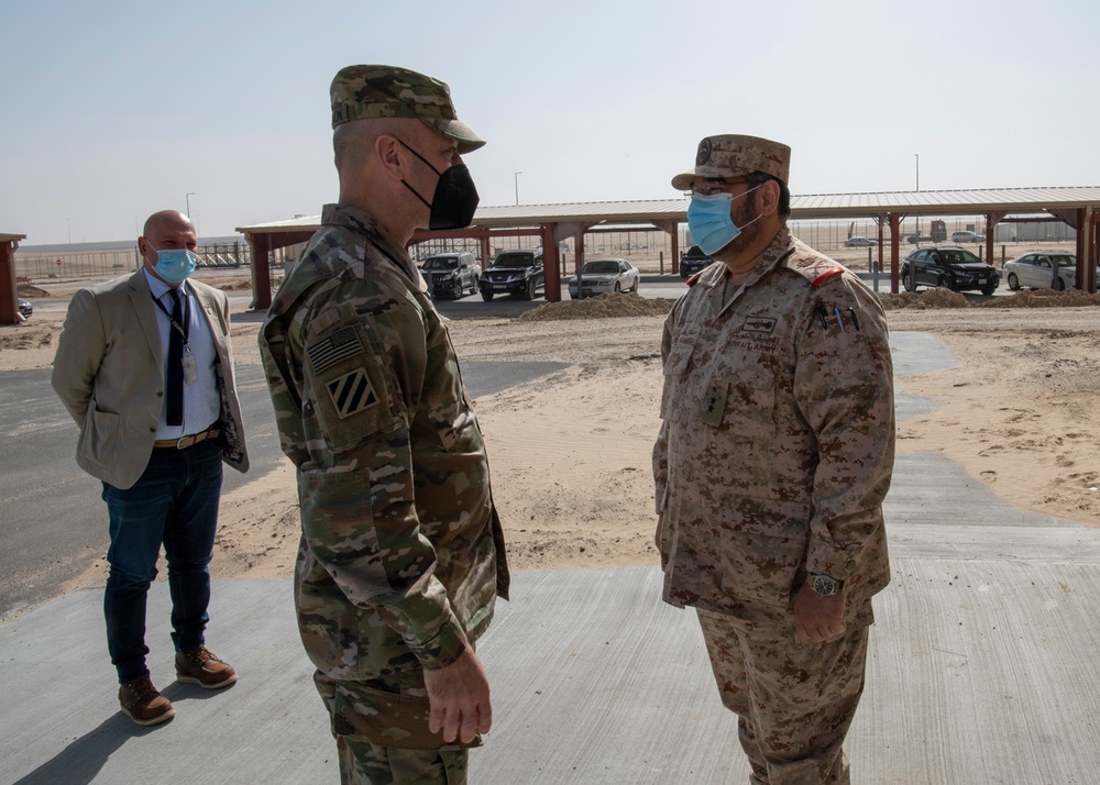 USACE commanding general meets with Kuwaiti Air Defense commander