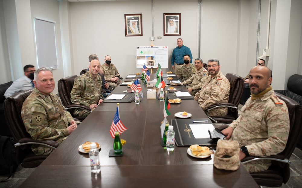 USACE commanding general meets with Kuwaiti Air Defense commander