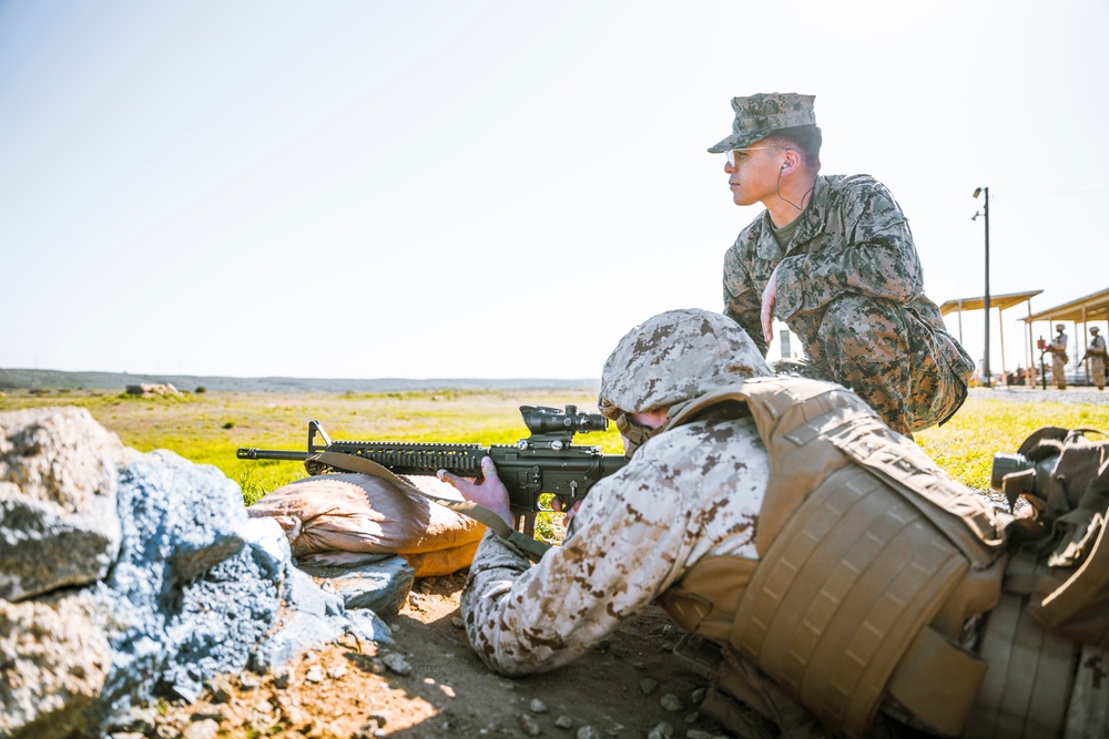 Modern technology advances combat effectivness of US Marine Corps recruit training