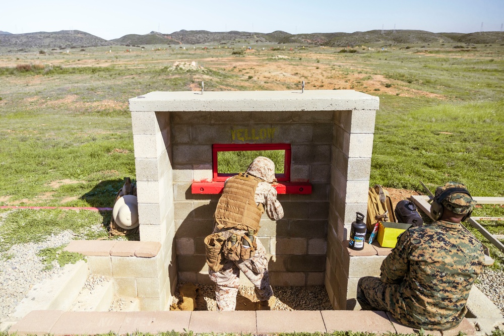 Modern technology advances combat effectivness of US Marine Corps recruit training