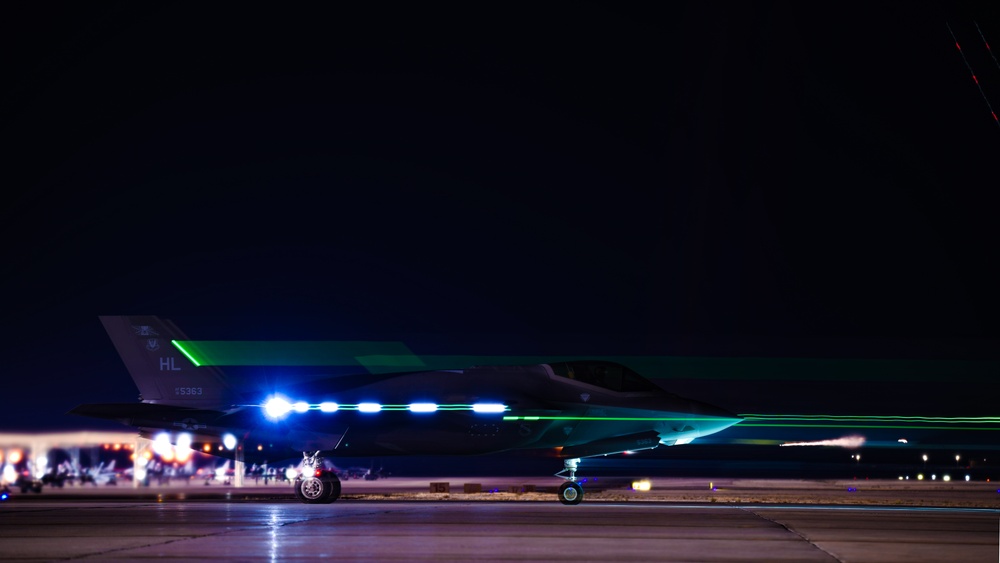 Red Flag-Nellis 22-1 Night Takeoffs