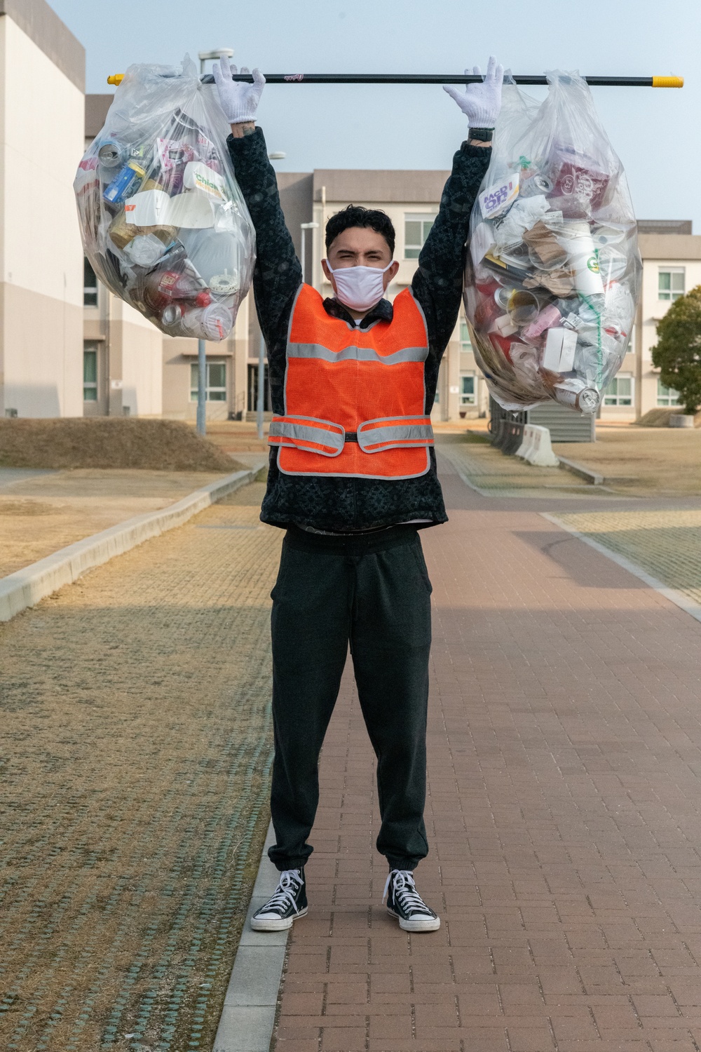 Volunteers with SMP Clean up MCAS Iwakuni