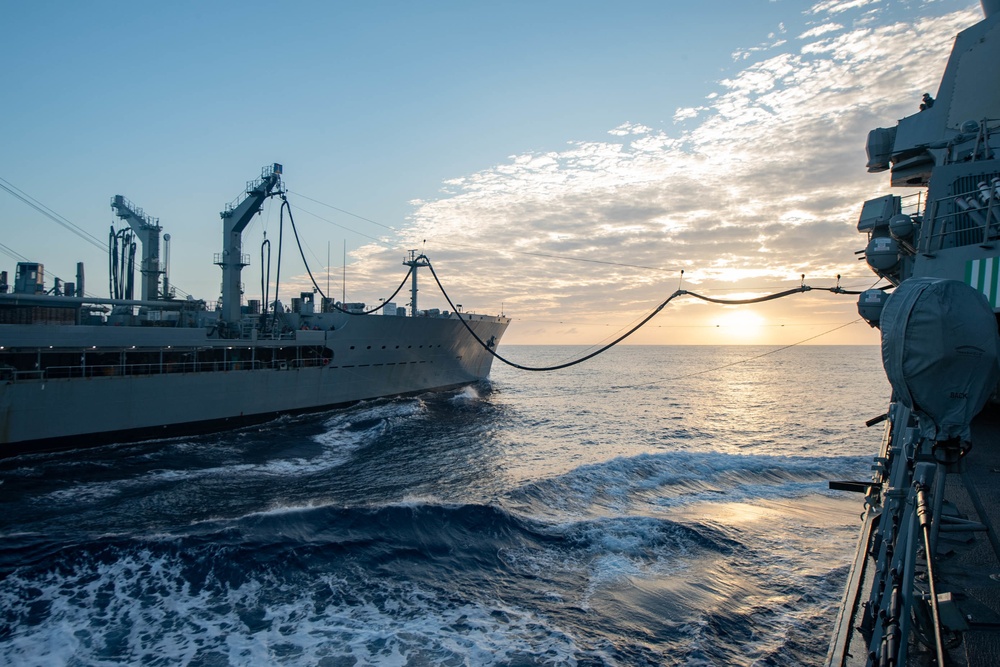 Spruance conducts RAS with USNS Guadalupe