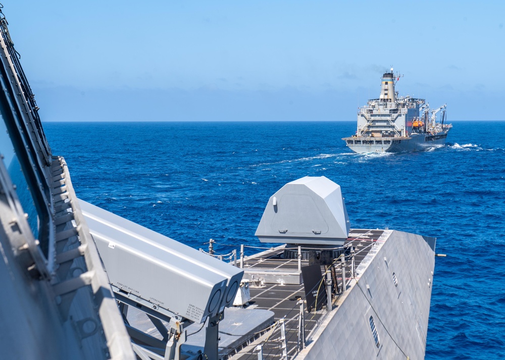 Sailors aboard USS Charleston Conduct UNREP