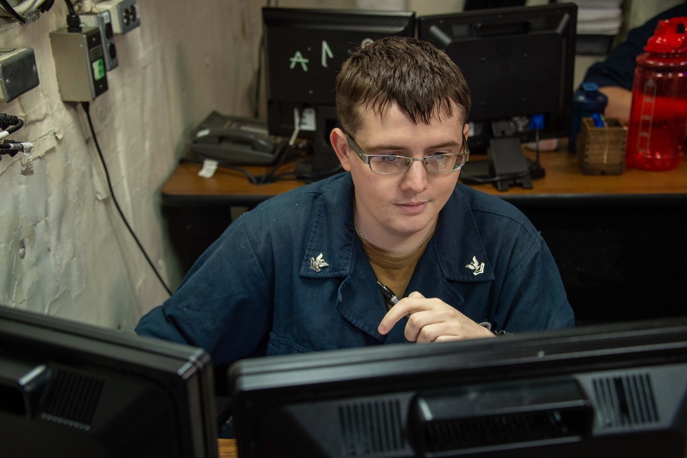 USS Carl Vinson (CVN 70) Sailors Conduct Operations in Pacific Ocean