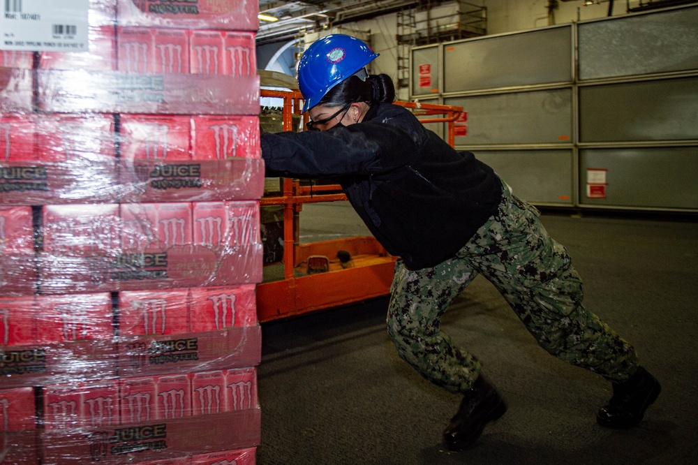 USS Ronald Reagan (CVN 76) Stores Onload
