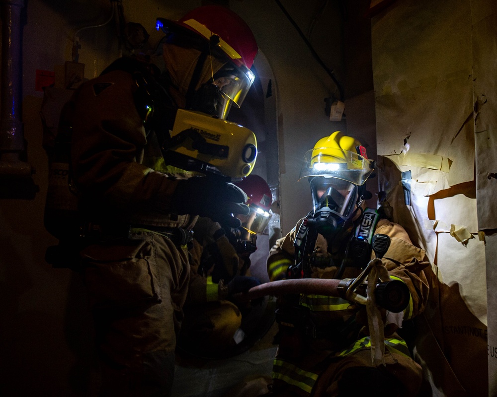 DVIDS - Images - USS Ronald Reagan (CVN 76) Joint Damage Control Drill ...