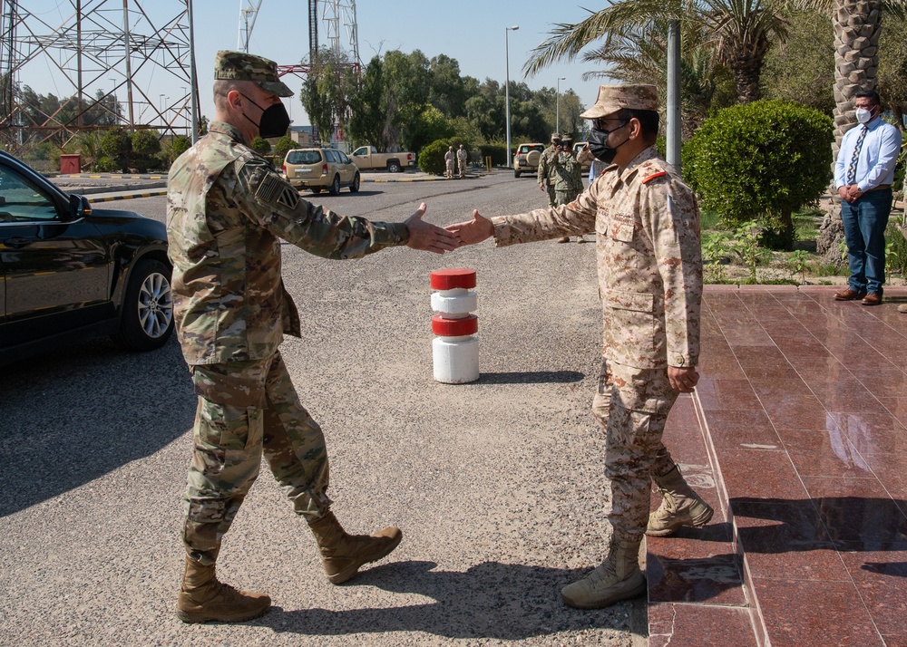 USACE commanding general meets with commander of Kuwait Naval Forces