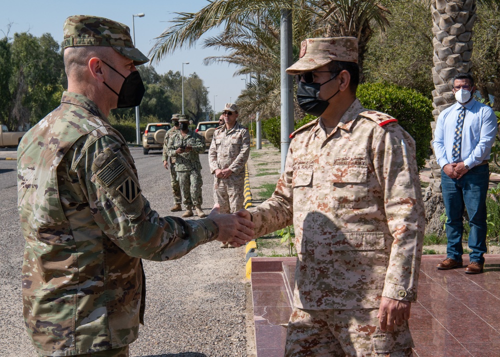 USACE commanding general meets with the commander of Kuwait Naval Forces