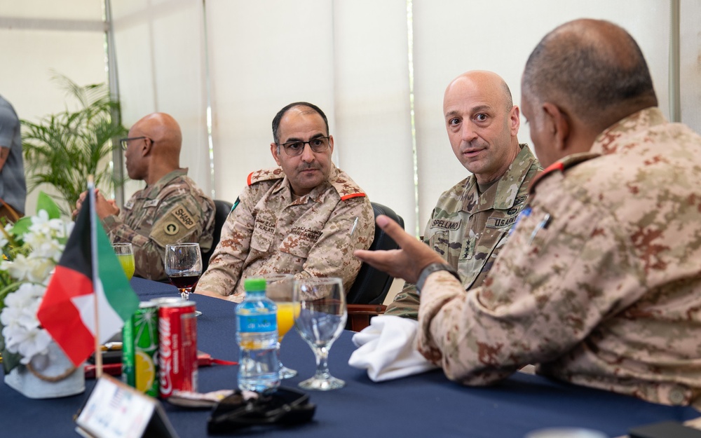 DVIDS - Images - USACE commanding general meets with the commander of ...