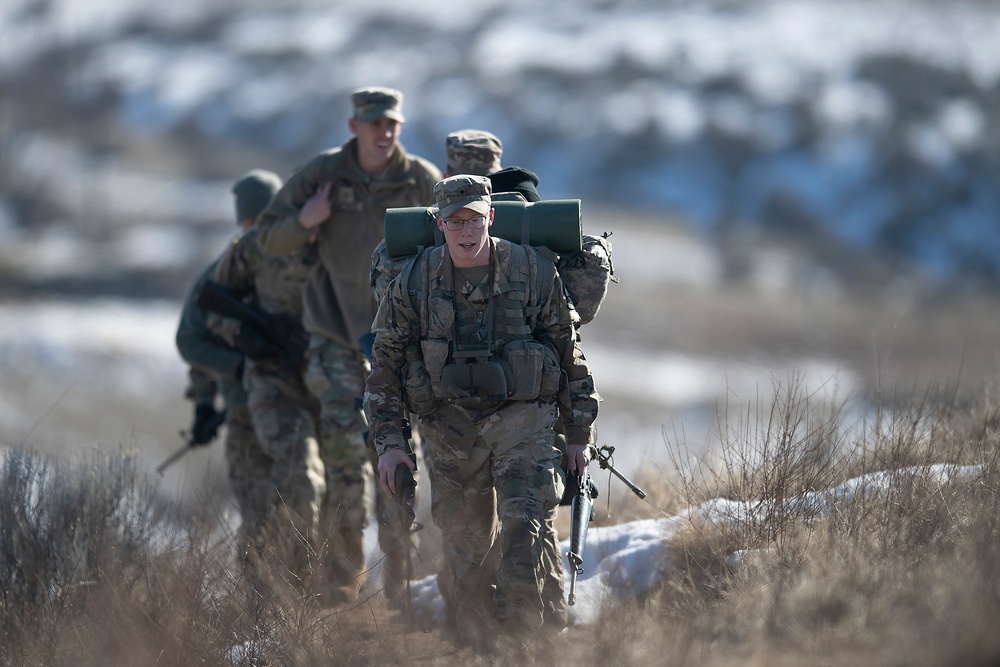 DVIDS - Images - The Bronco Battalion - Field Exercise Two [Image 7 of 35]