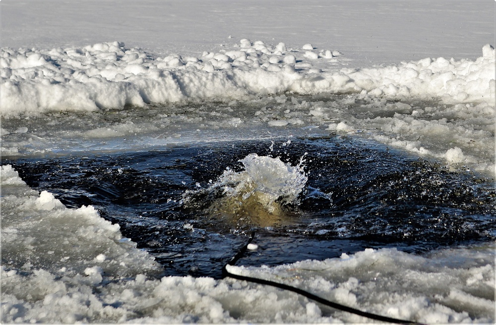 Airmen, Soldiers participate in cold-water immersion training at Fort McCoy