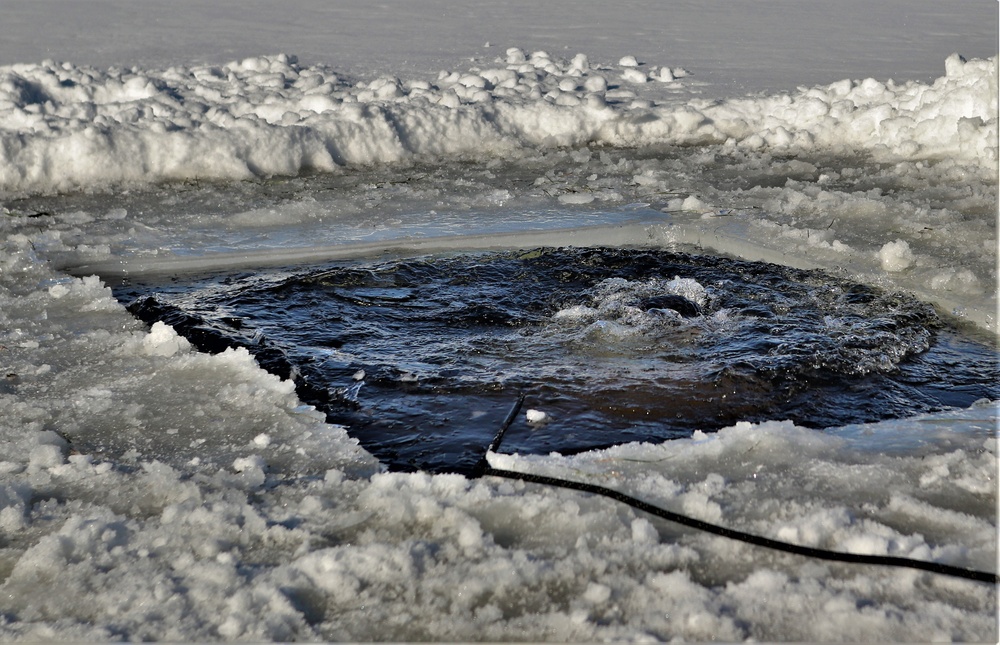 Airmen, Soldiers participate in cold-water immersion training at Fort McCoy