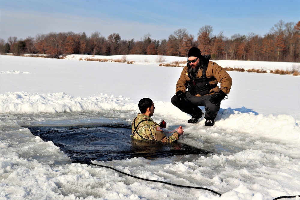 Airmen, Soldiers participate in cold-water immersion training at Fort McCoy