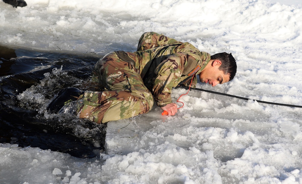 Airmen, Soldiers participate in cold-water immersion training at Fort McCoy