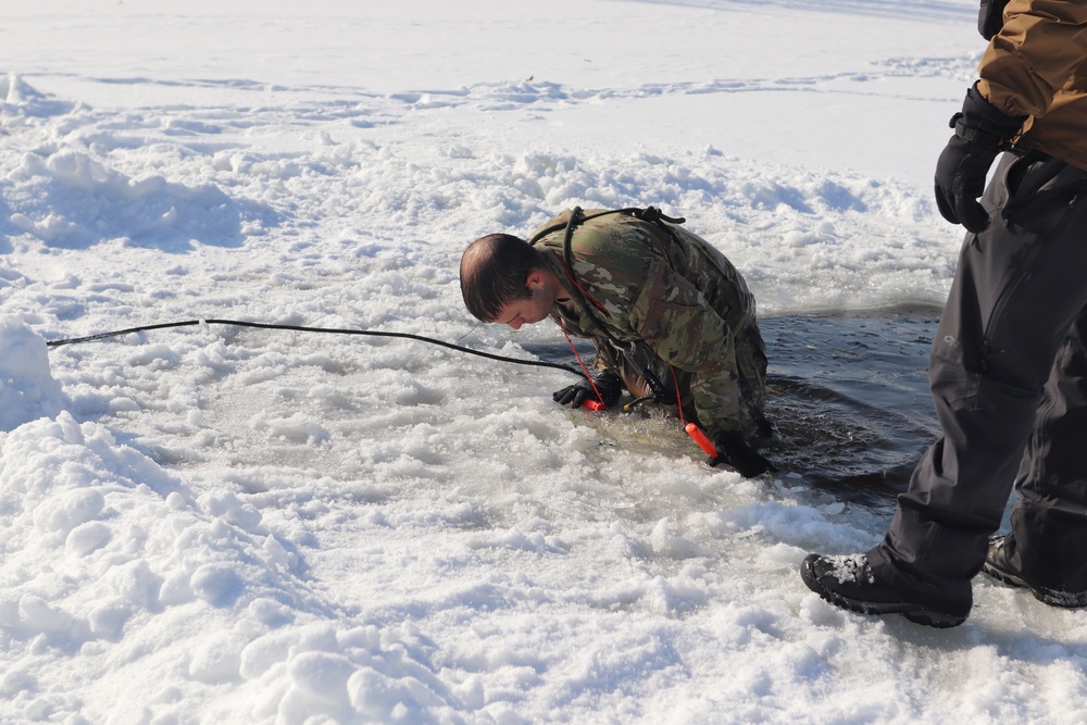 Airmen, Soldiers participate in cold-water immersion training at Fort McCoy