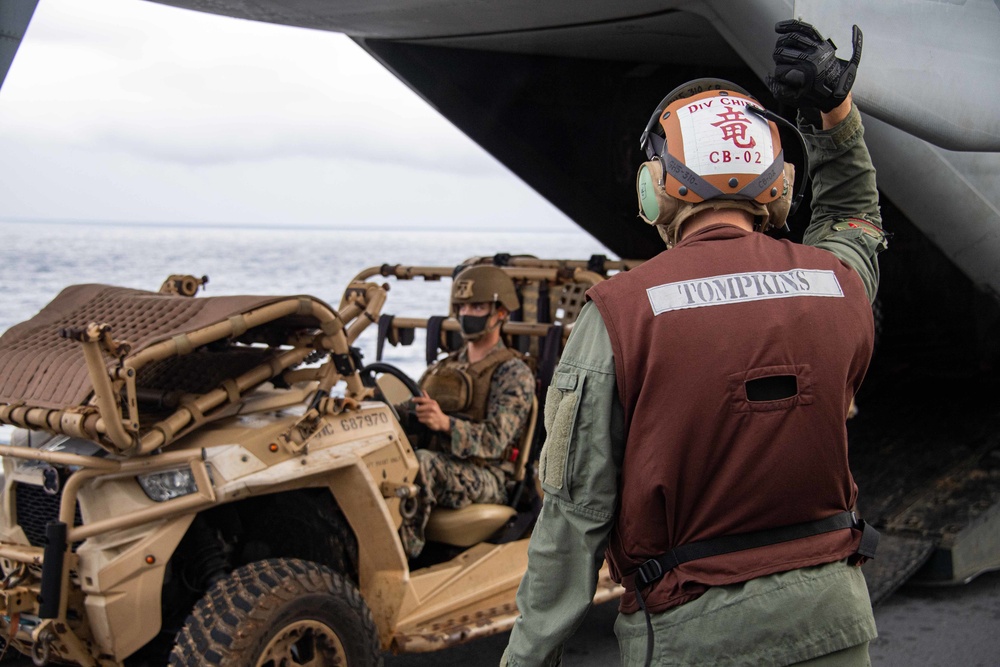 31st Marine Expeditionary Unit Conduct UTV Training on USS America (LHA 6)