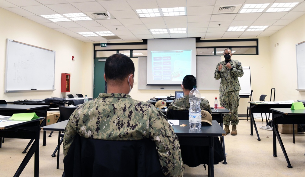 SAILORS ATTEND CACO TRAINING AT NSA NAPLES