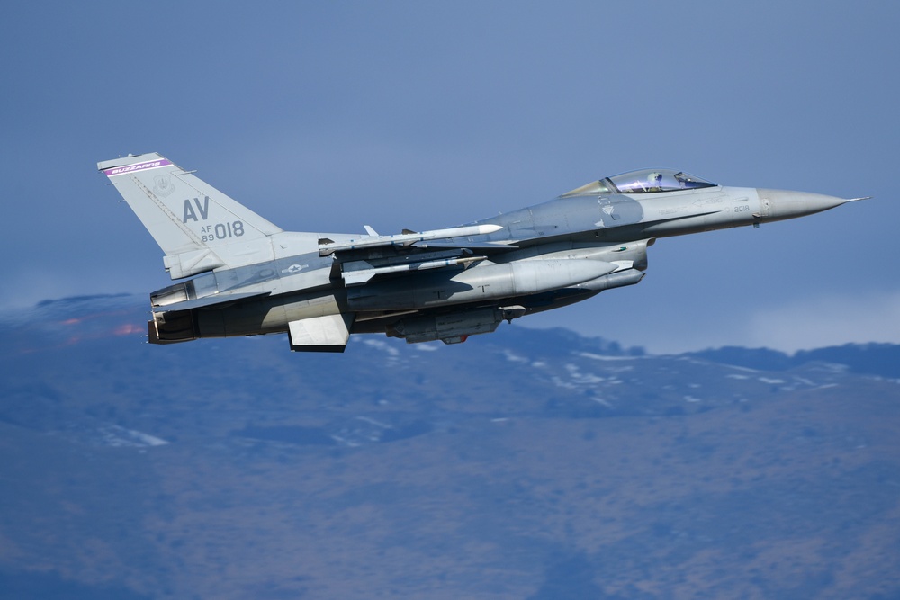 31 FW F-16s takeoff for exercise Point Blank