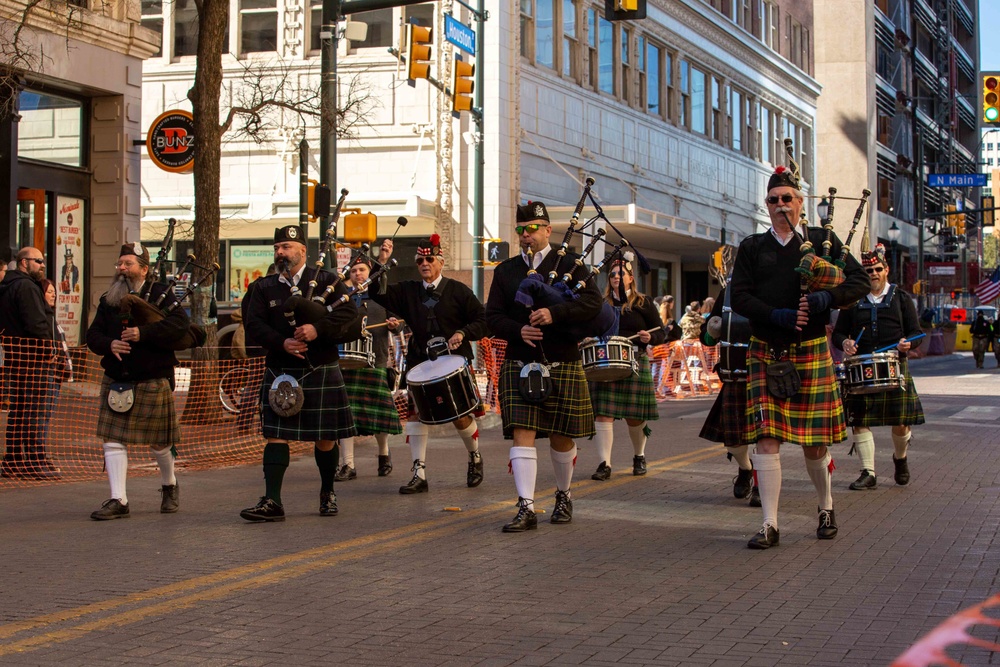 U.S. Army North participates in San Antonio Stock Show and Rodeo Western Heritage Parade