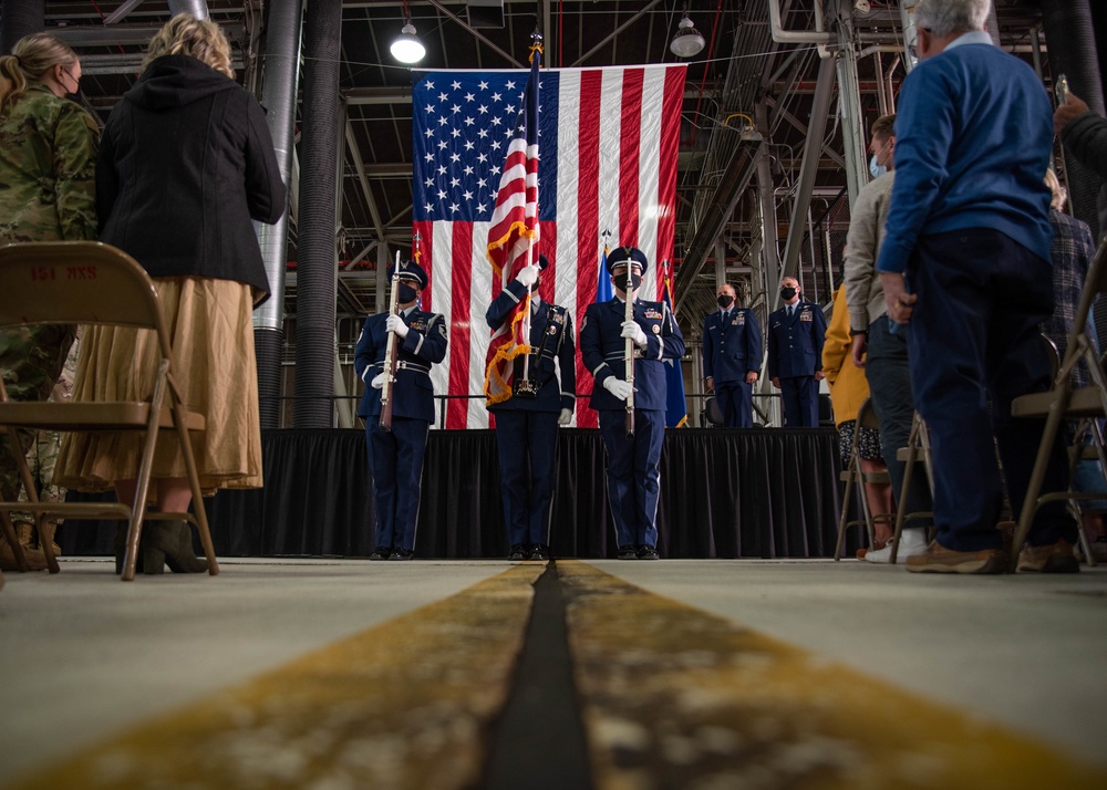 151st Air Refueling Wing Welcomes New Commander