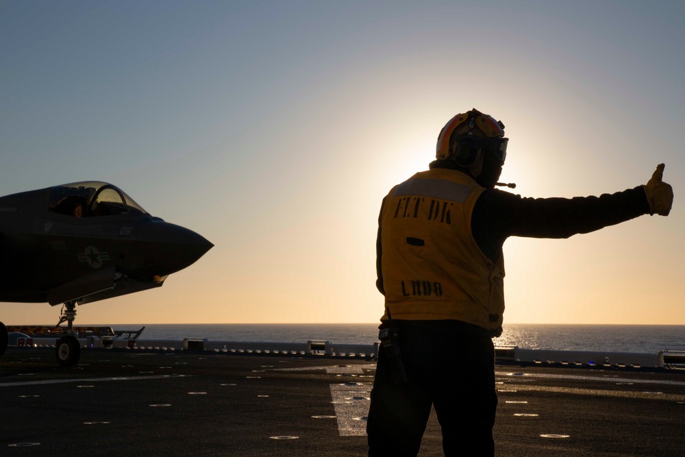 VMFA-122 F-35B Lightning II aboard the USS Makin Island