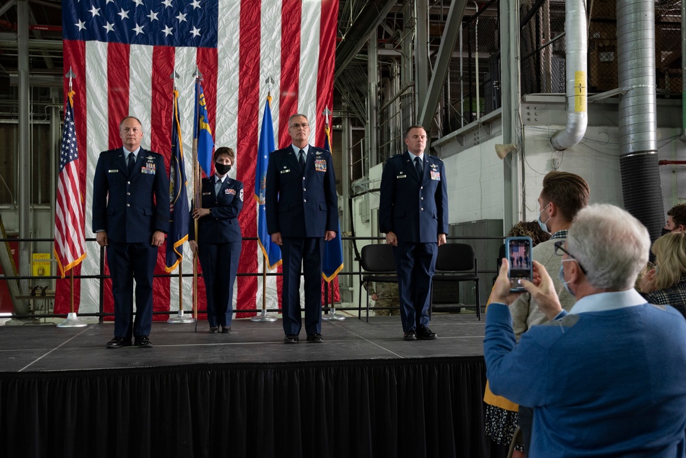 151st Air Refueling Wing Welcomes New Commander