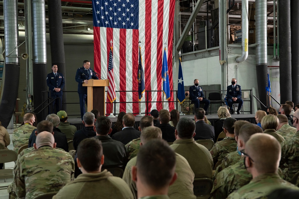 151st Air Refueling Wing Welcomes New Commander