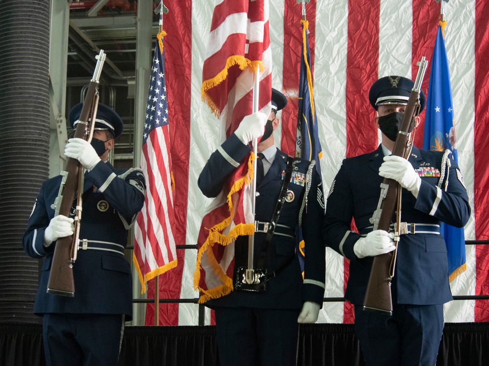 151st Air Refueling Wing changes command