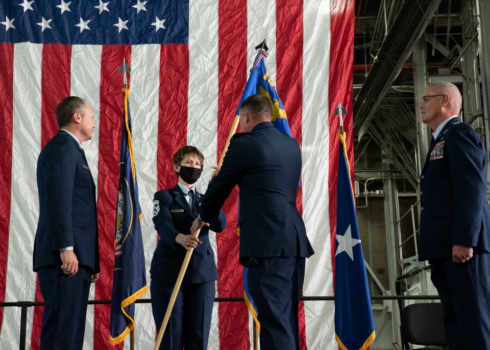 151st Air Refueling Wing changes command