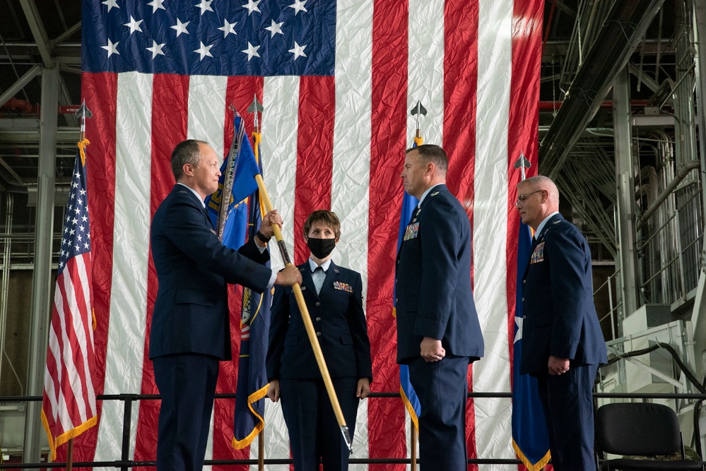 151st Air Refueling Wing changes command