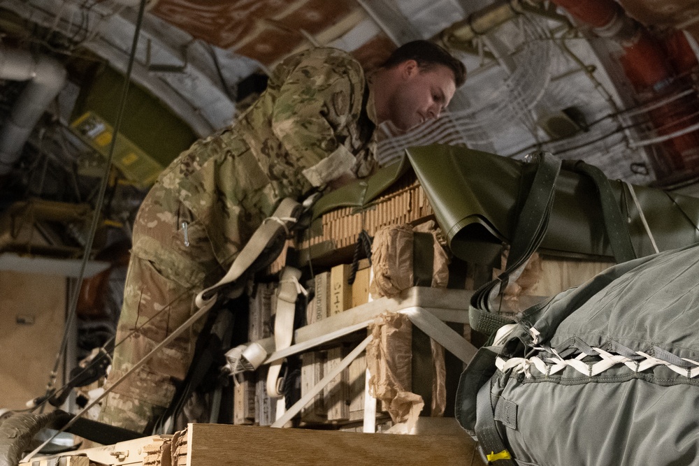 Pope, Bragg Train Together for Worldwide Readiness during BMTW