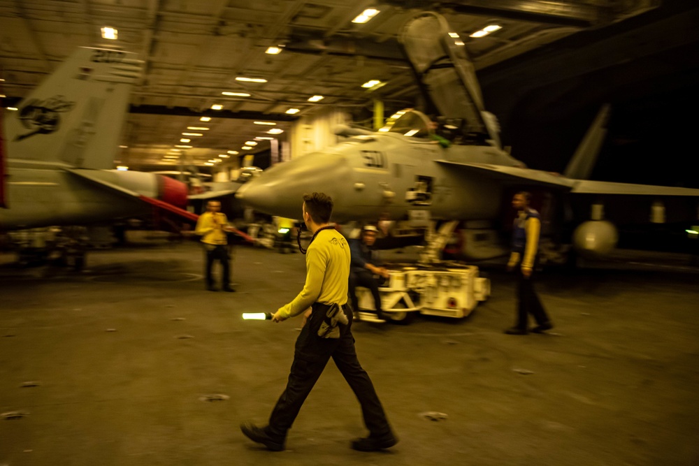 USS Carl Vinson (CVN 70) Conducts Night-Time Operations