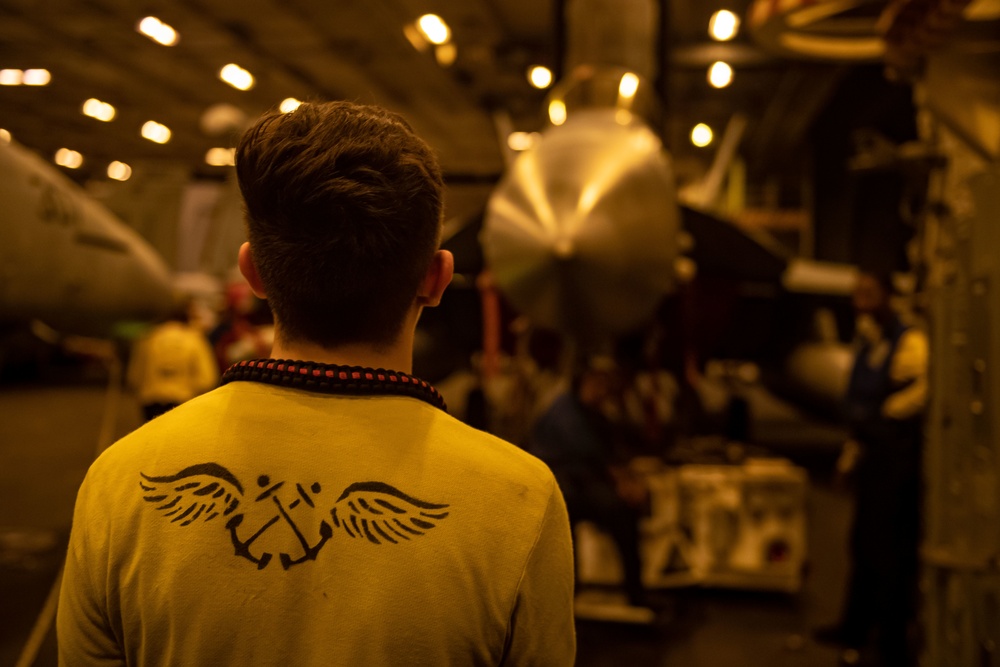 USS Carl Vinson (CVN 70) Conducts Night-Time Operations