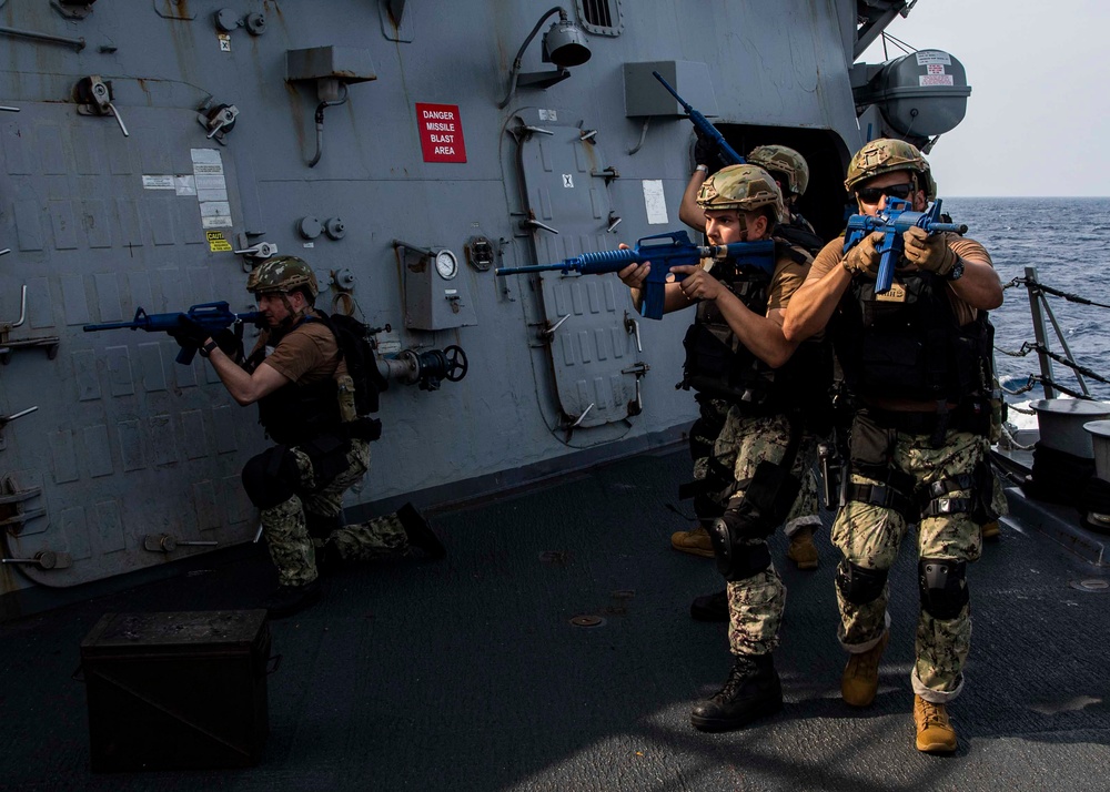 Gridley conducts a VBSS training evolution