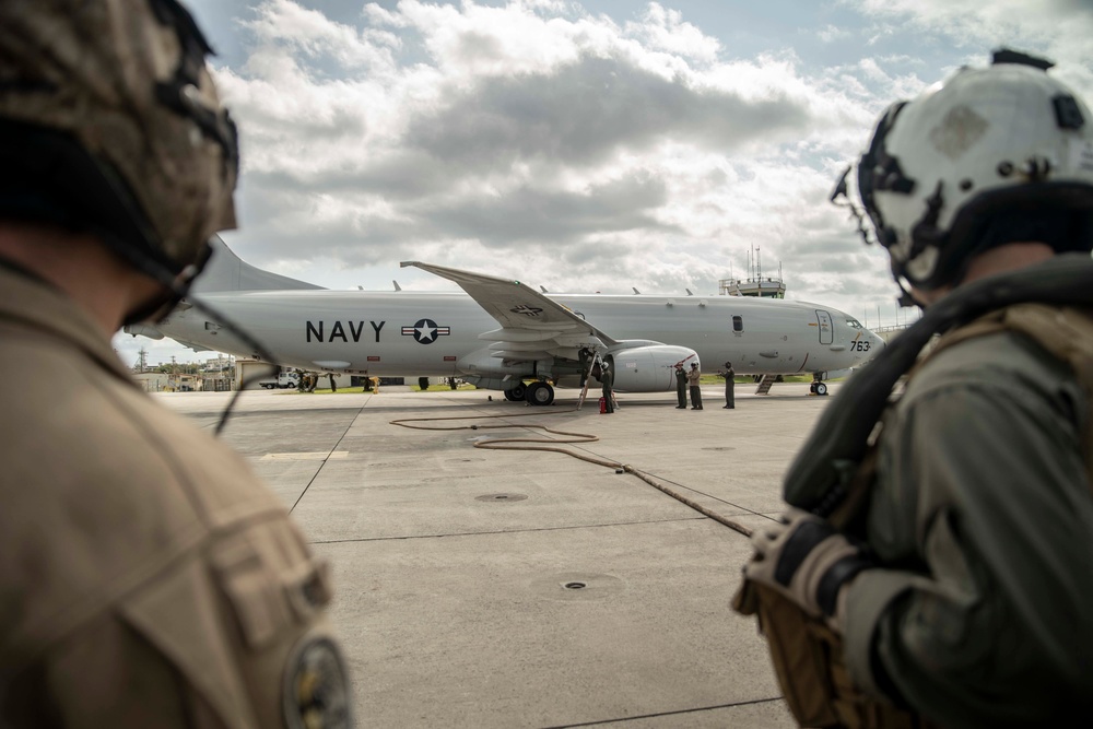 11th MEU refuels P-8A Poseidon during Noble Fusion