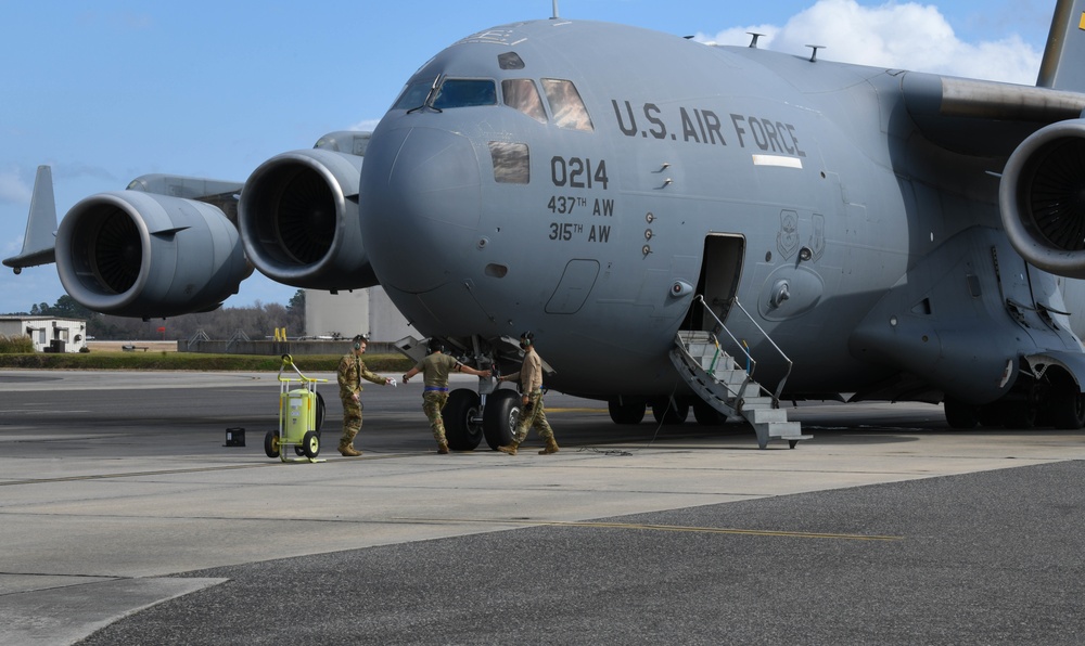 JB Charleston C-17s Take-off to Support NATO Allies in Ukraine