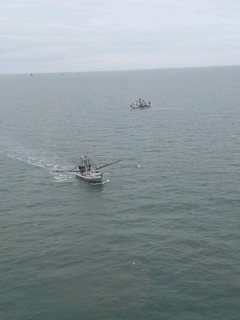 Coast Guard searching for shrimp boat captain near Port Aransas, Texas