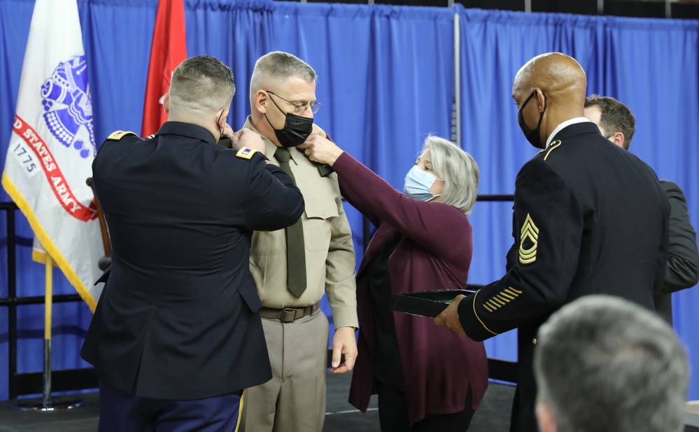 District of Columbia National Guard chaplain receives Martin of Tours award during promotion