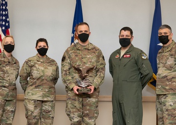 Virginia Air National Guard awards Airmen for outstanding performance