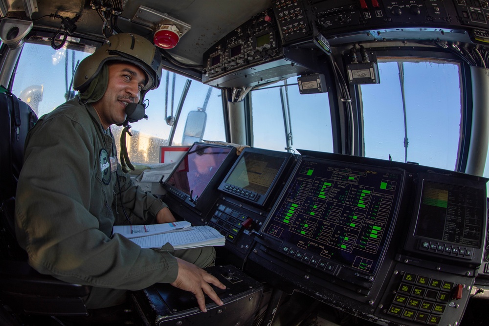 USS Makin Island LCAC Operations