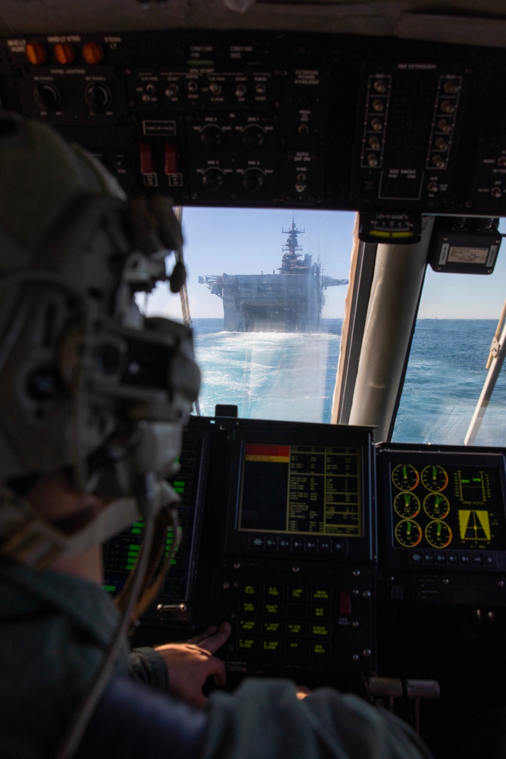 USS Makin Island LCAC Operations