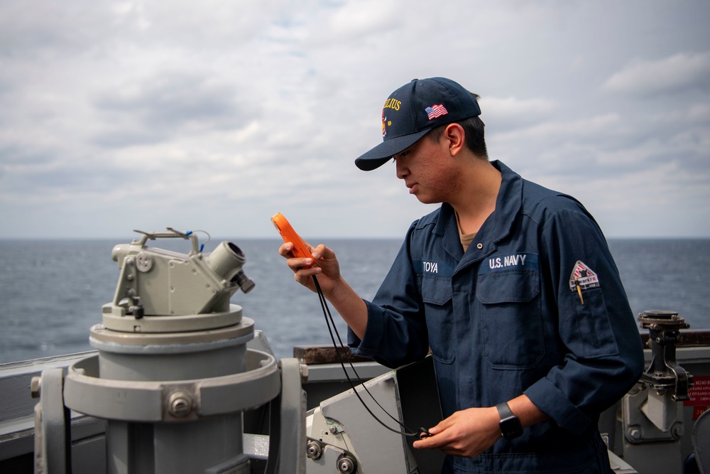 USS Dewey Participates in Exercise Noble Fusion