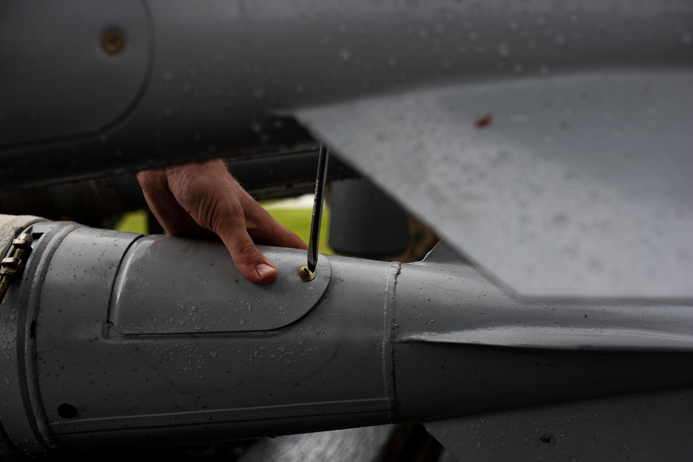 Marine Fighter Attack Squadron 112 Load Up