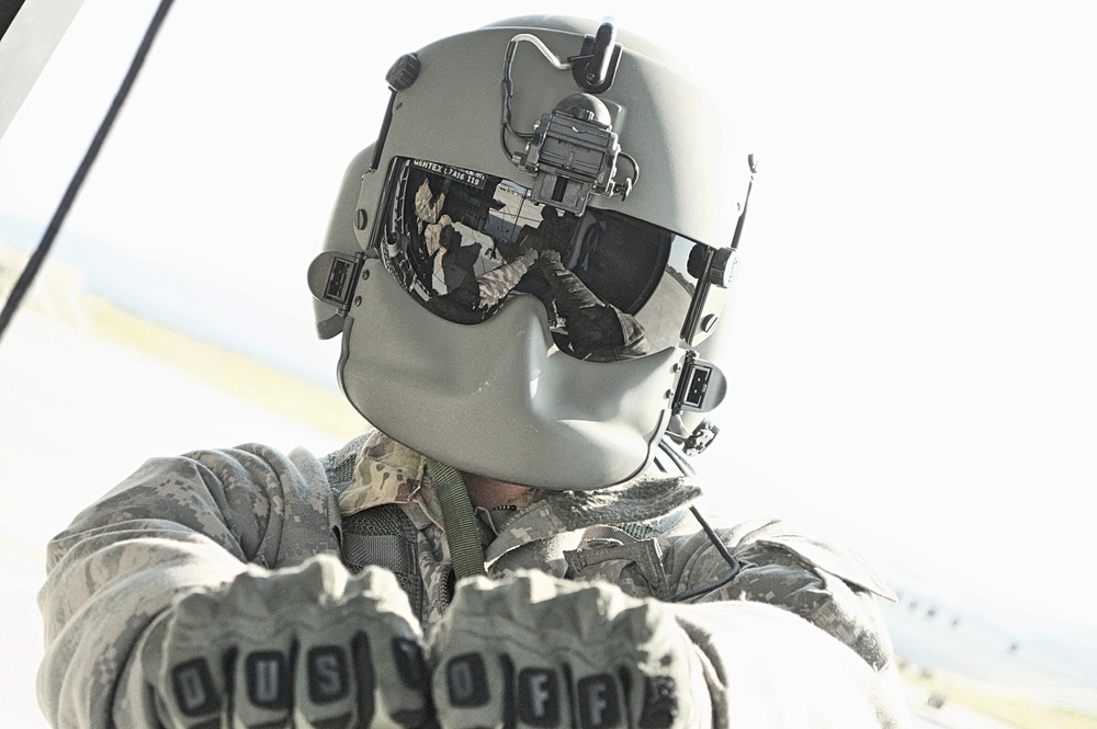 New Mexico National Guard Aviators stay sharp for high altitude mountain operations
