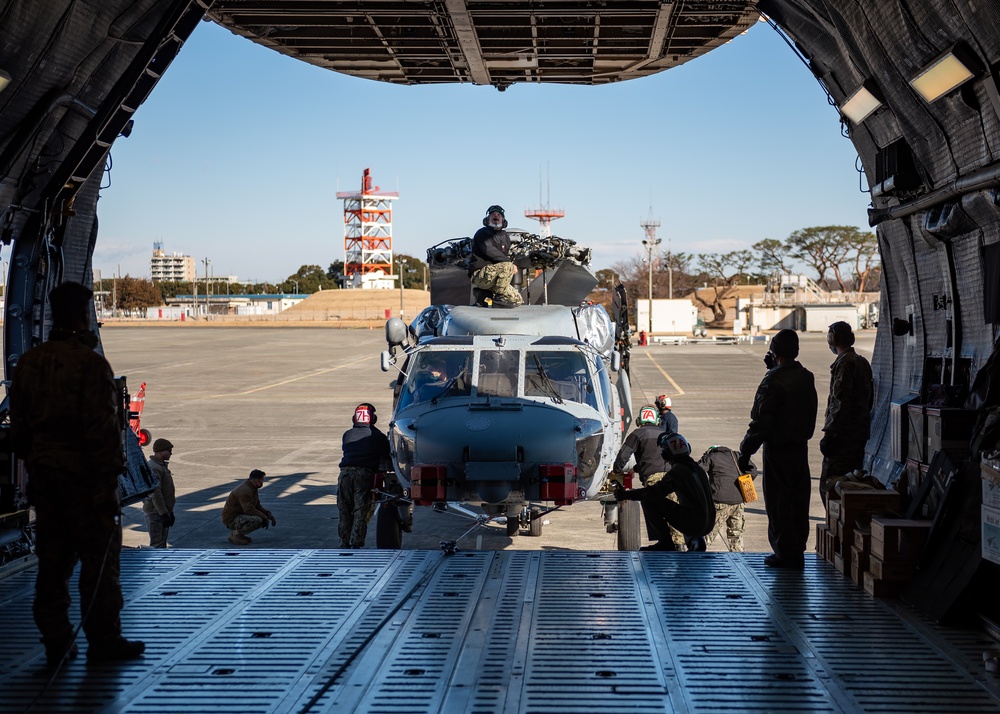 C-5M Super Galaxy arrives onboard NAF Atsugi