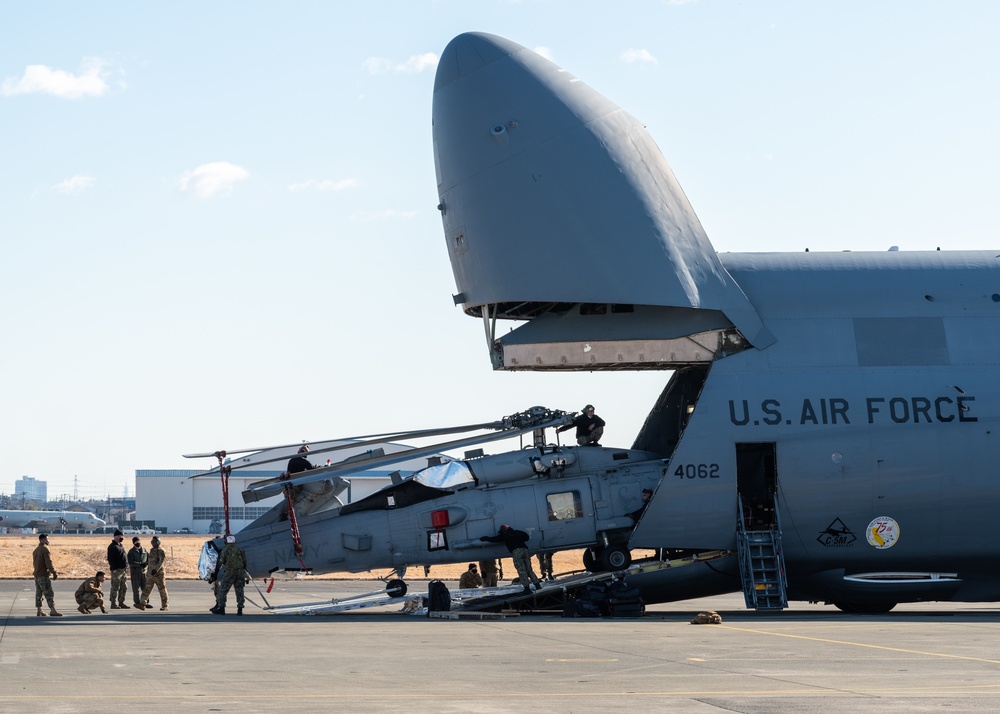 C-5M Super Galaxy arrives onboard NAF Atsugi