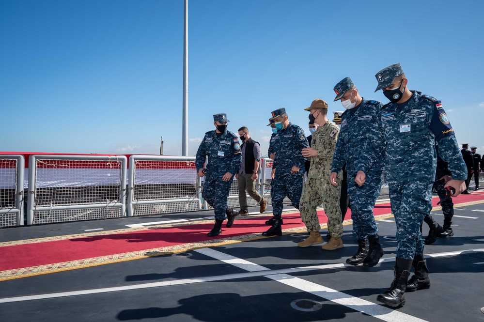 Vice Adm. Brad Cooper visits Alexandria