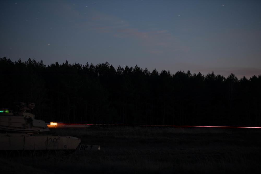 Dreadnaughts Complete Abrams Night Qualification